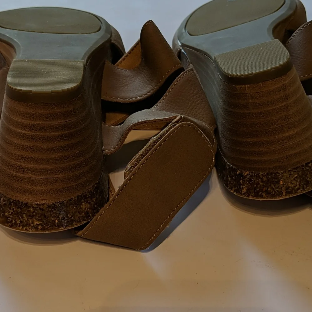 Me Too, camel color wedge sandals. Sz 9.5